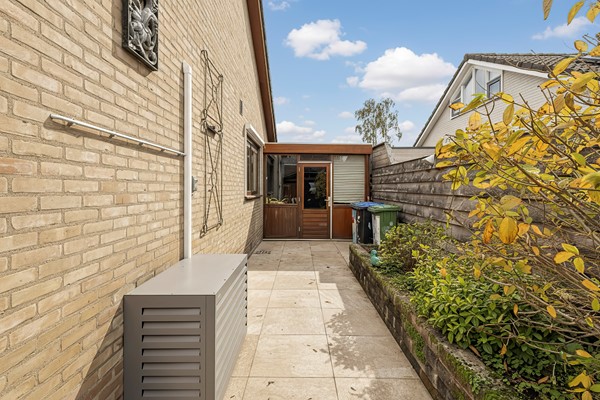 Kruiswerf 15 Leerdam_restyling-ai (6).jpg